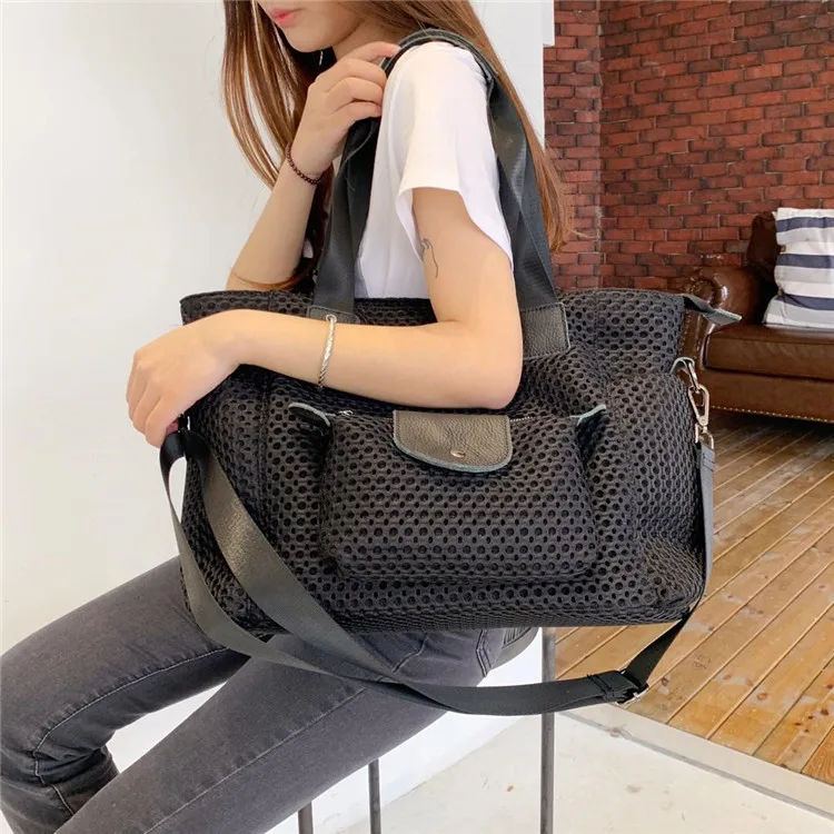 2020 New Women\'s Bag Large Capacity Shoulder Bag Lightweight Oxford Short-distance Travel Bag Fashion Mesh Bag Handbag