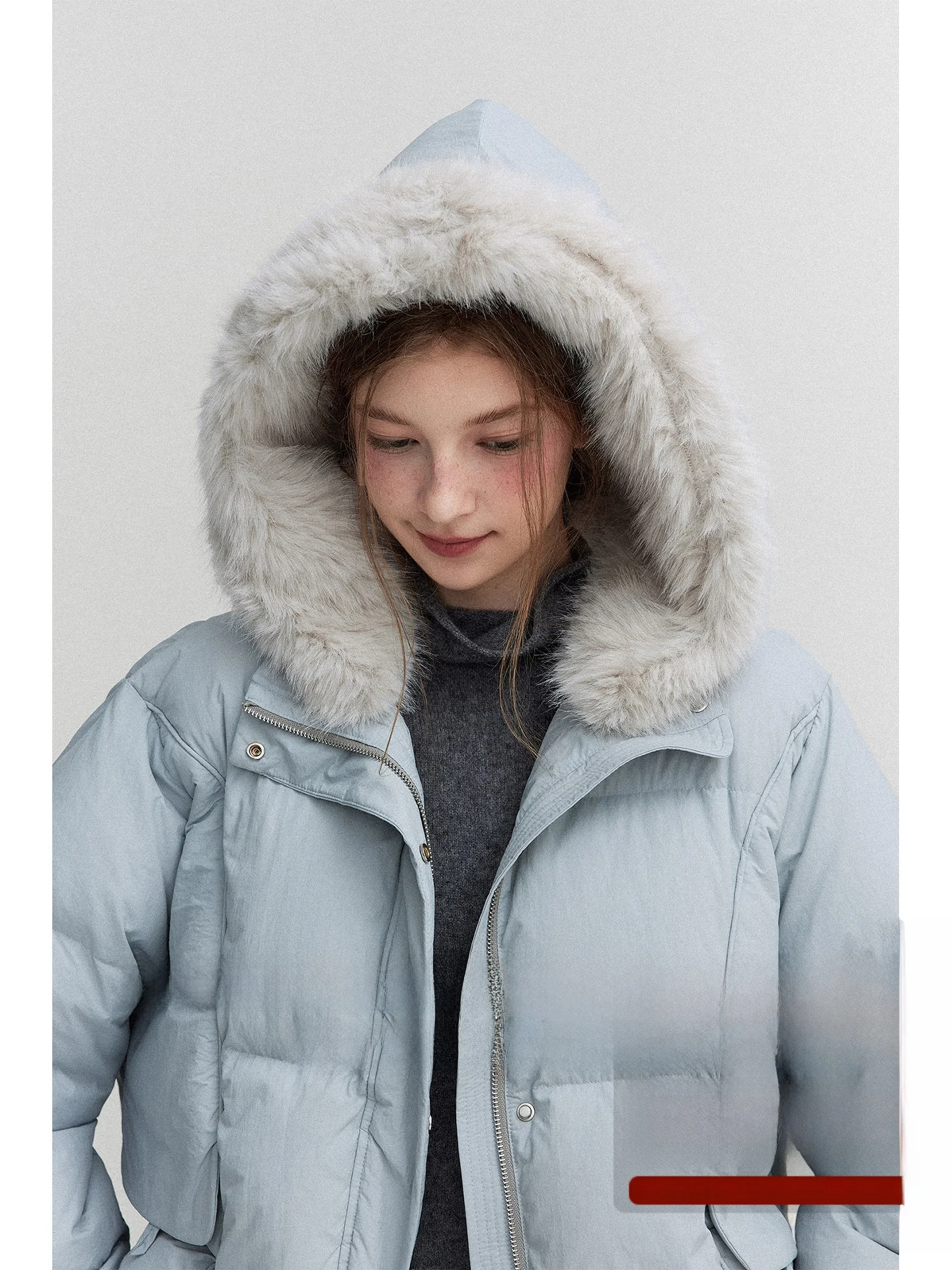 

Мягкое ретро-пальто-пуховик А-силуэта со съемным капюшоном для женщин, модное, в скандинавском стиле, для зимнего сезона, с плюшевой шапкой, белое, для повседневной носки