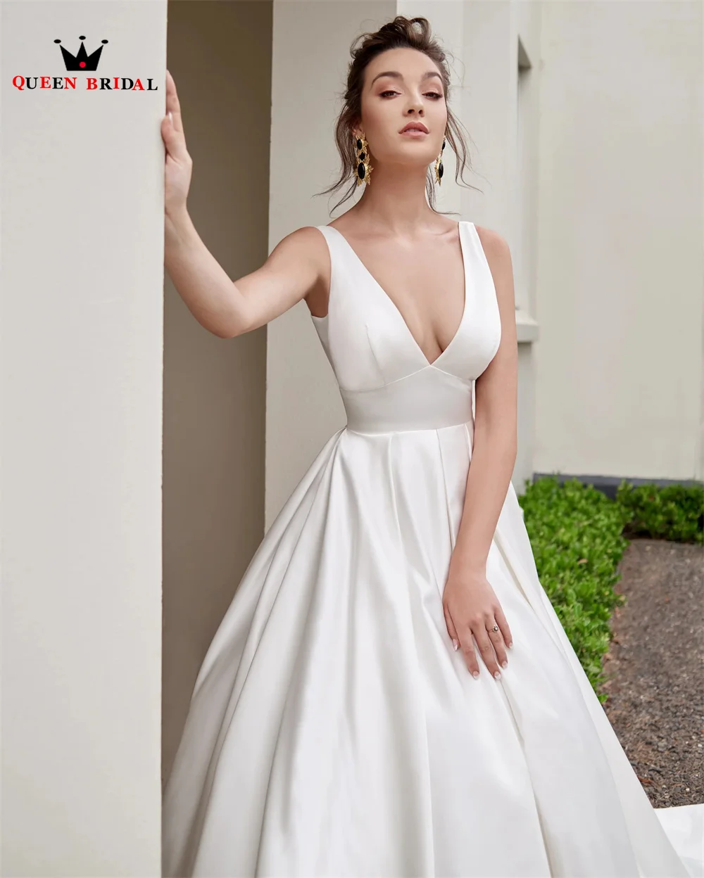 Gaun pengantin sederhana gaun pengantin V-neck Satin 2023 gaun pengantin elegan desain baru jubah De mariee ukuran kustom MN02