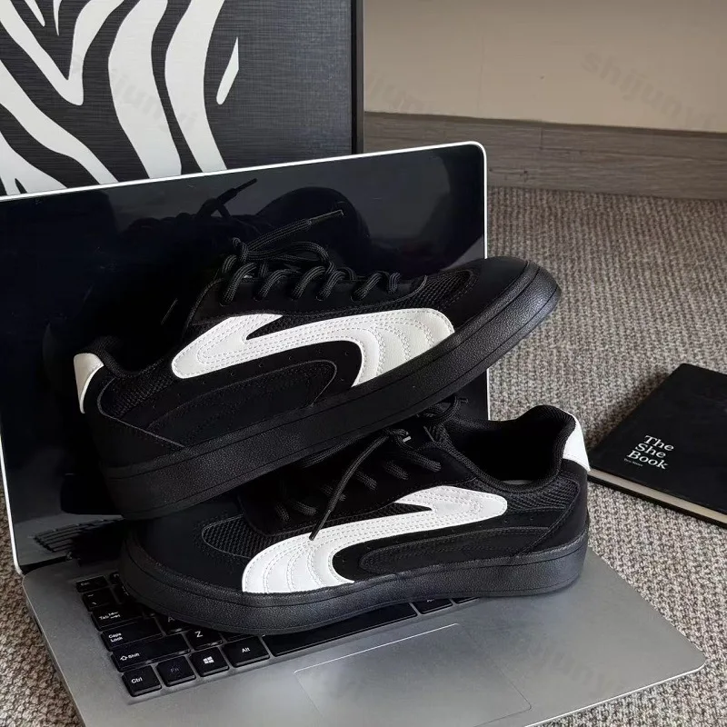 أحذية قماشية رجالية 2025 ربيع الخريف جديد خفيفة الوزن مريحة أحذية رسمية غير رسمية في الهواء الطلق عدم الانزلاق أزياء من الدانتل يصل أحذية رياضية #4