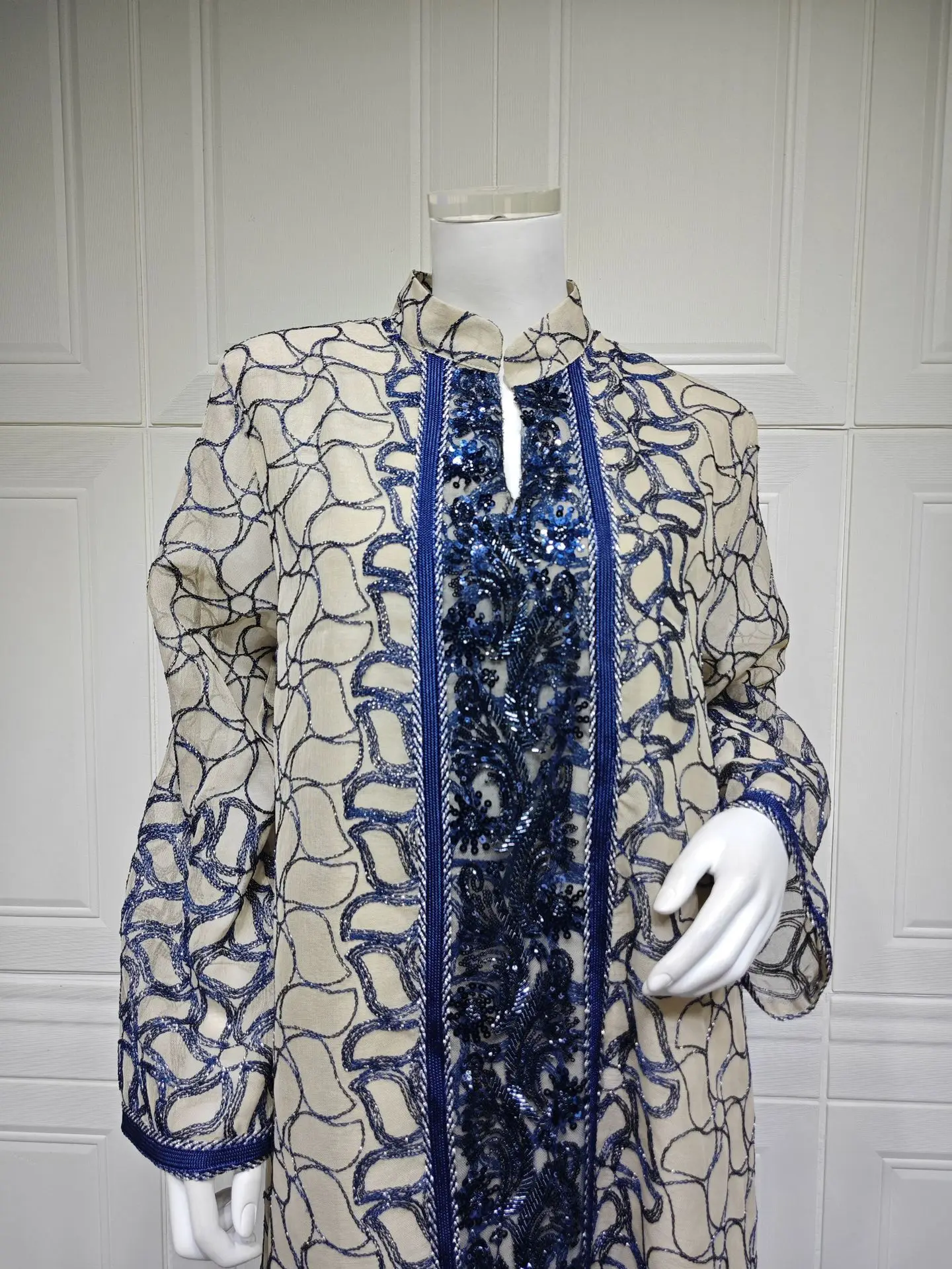 

New Dubai Luxury Mesh Embroidery Woman Evening Dress Stylish Muslim Elegant Maxi Abaya 2026