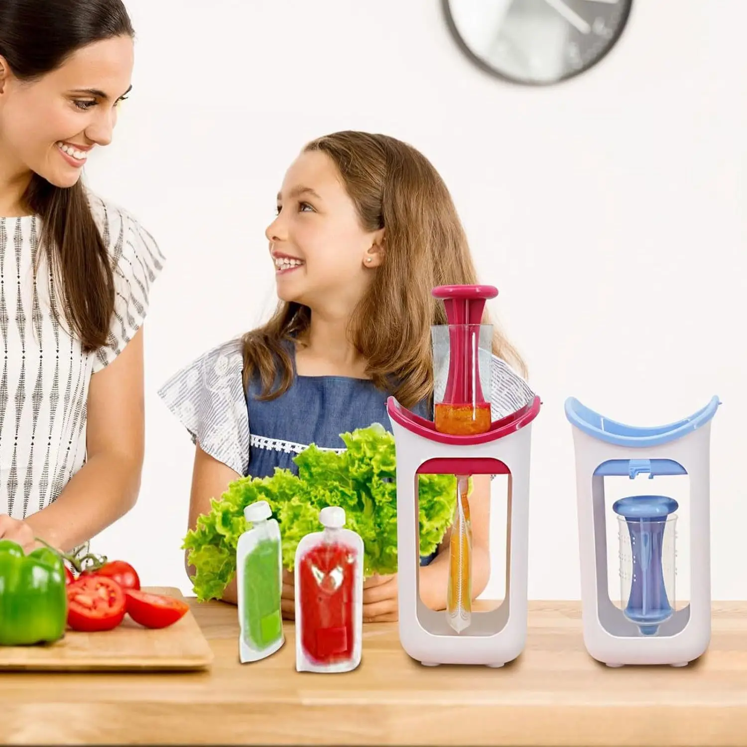 

Children's fruit and vegetable food supplement household kitchen puree squeezer convenient juice packing