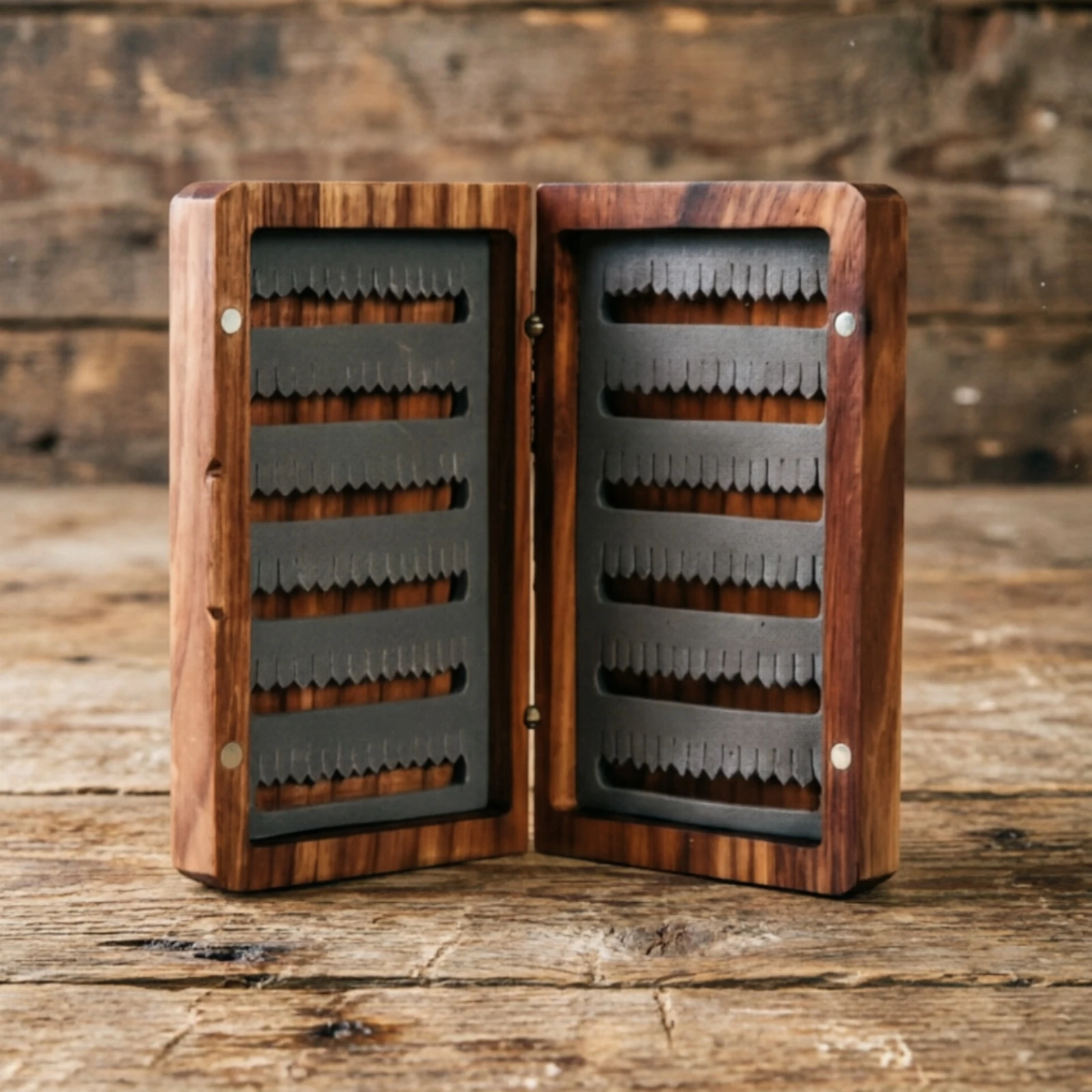 

Walnut Fly Box EVA Foam Insert Wooden Fly Box Small Organizer Recessed Hinge Double-Sided for Anglers