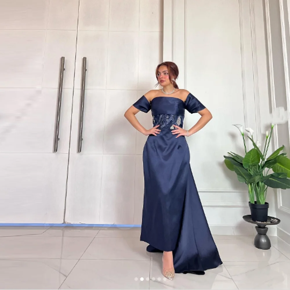 فساتين سهرة عصرية مخصصة من الساتان رائعة بدون حمالات قبالة الكتف فساتين حفلة موسيقية ساحرة للمناسبات الخاصة