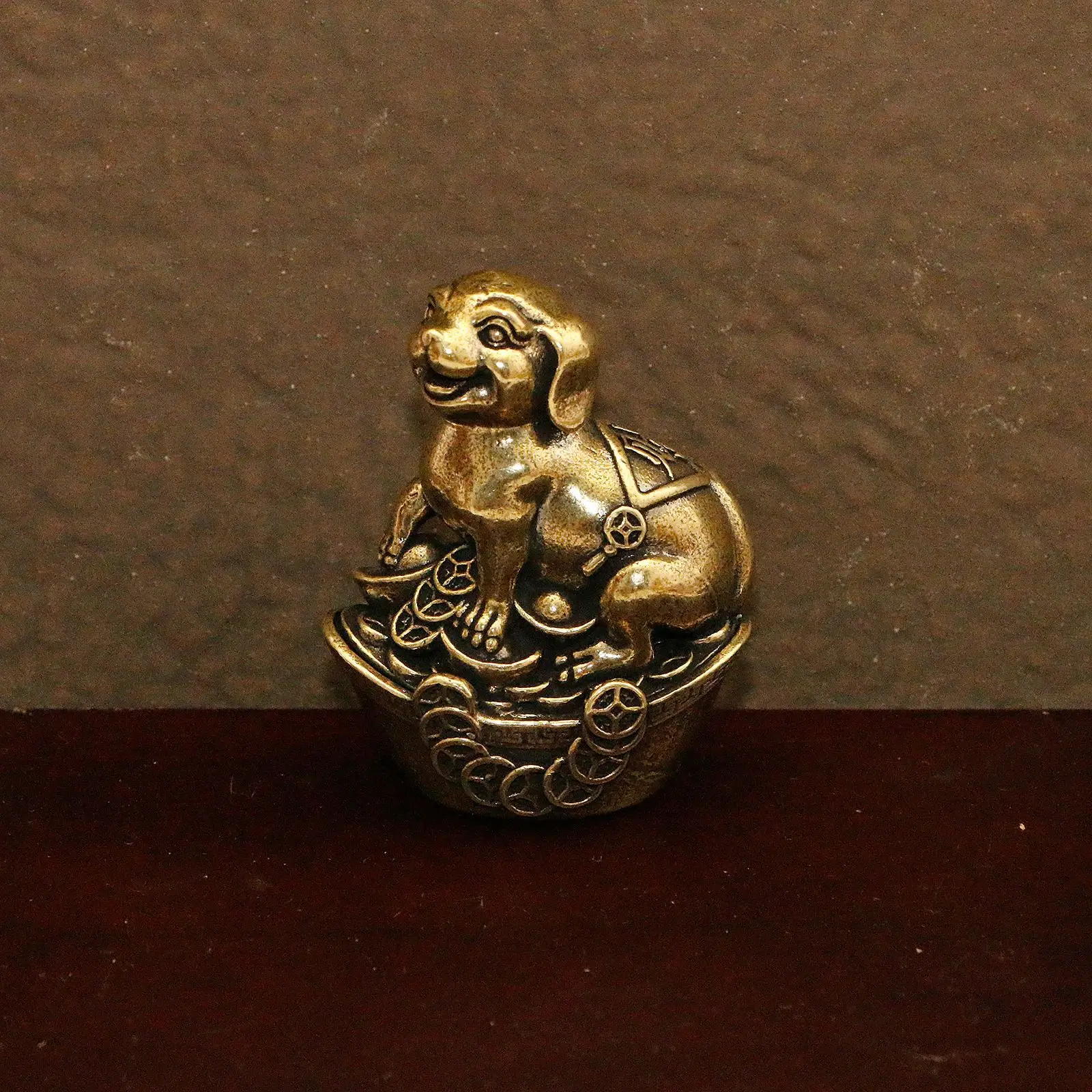 1/2Pcs Brass Zodiac Yuanbao Dog Ornament Chinese Wangcai Dog Lucky Copper Ornament Crafts Stall Commodities