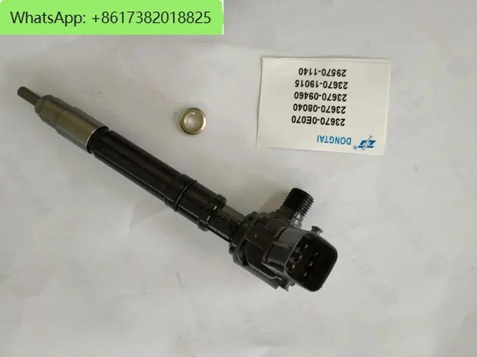 HILUX pickup 1GD2GDl engine fuel  nozzle 23670-0E070