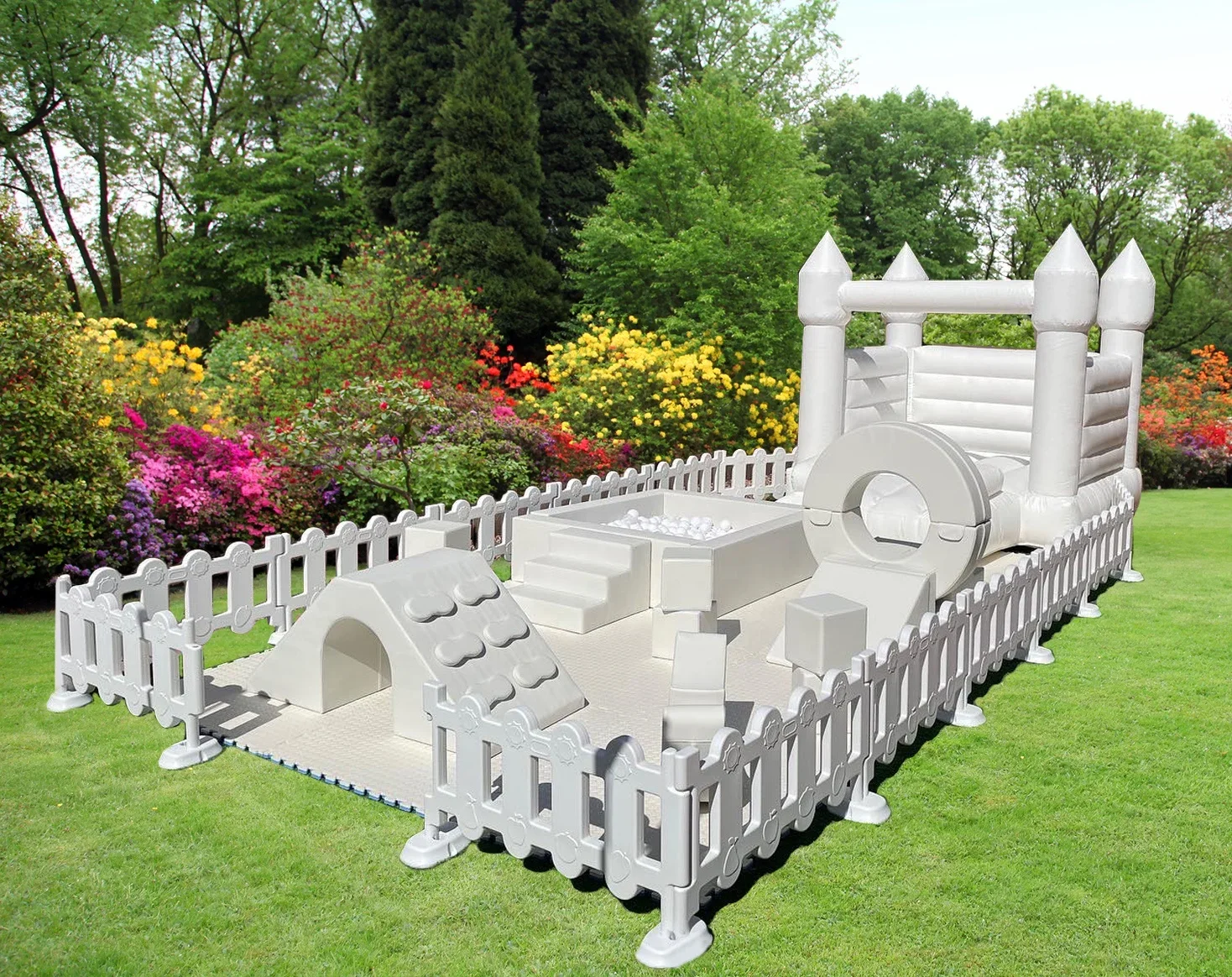 Outdoor playground equipment white with grey soft play set equipment white bouncy castle inflatable bounce house