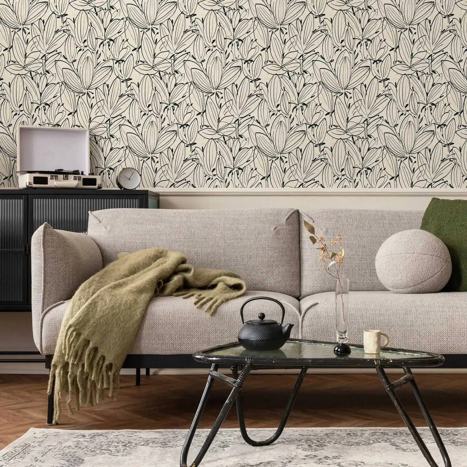 Mid-century Floral Cream Black Wallpaper Peel and Stick, Vintage Flower Wall Mural For Home Decor, Self-adhesive Or Traditional