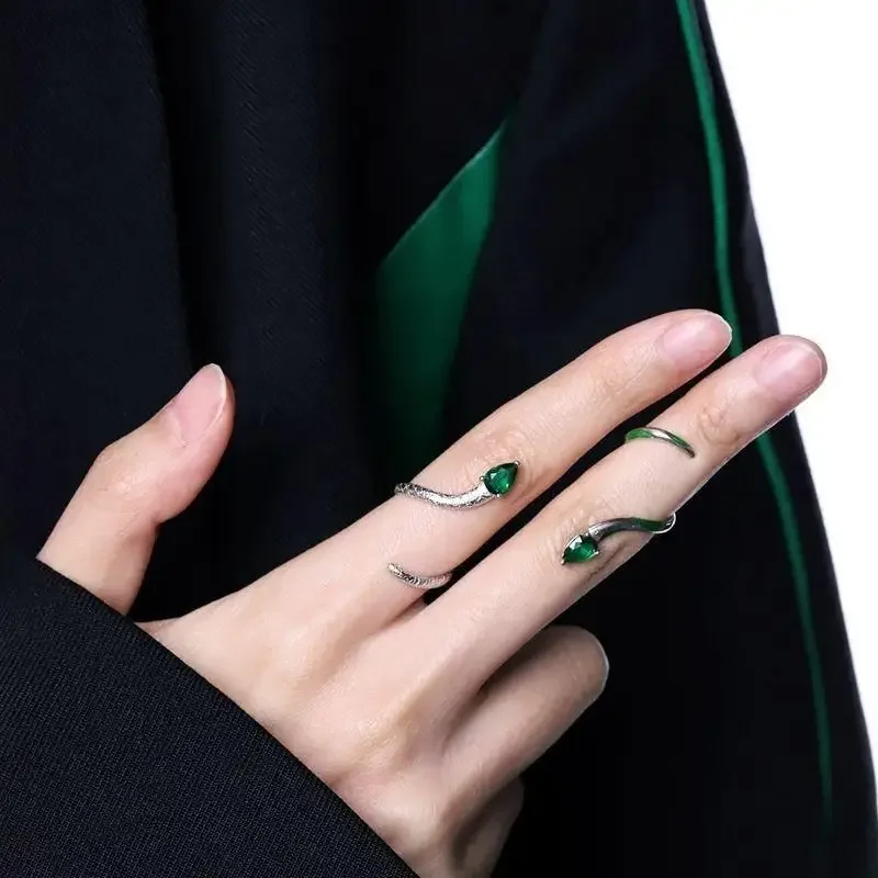 Original Magic Finger Wrap Spirit Snake Ring Harries Slytherin Snake Opening Adjustable Ring Green Zircon Potters Charms Jewelry