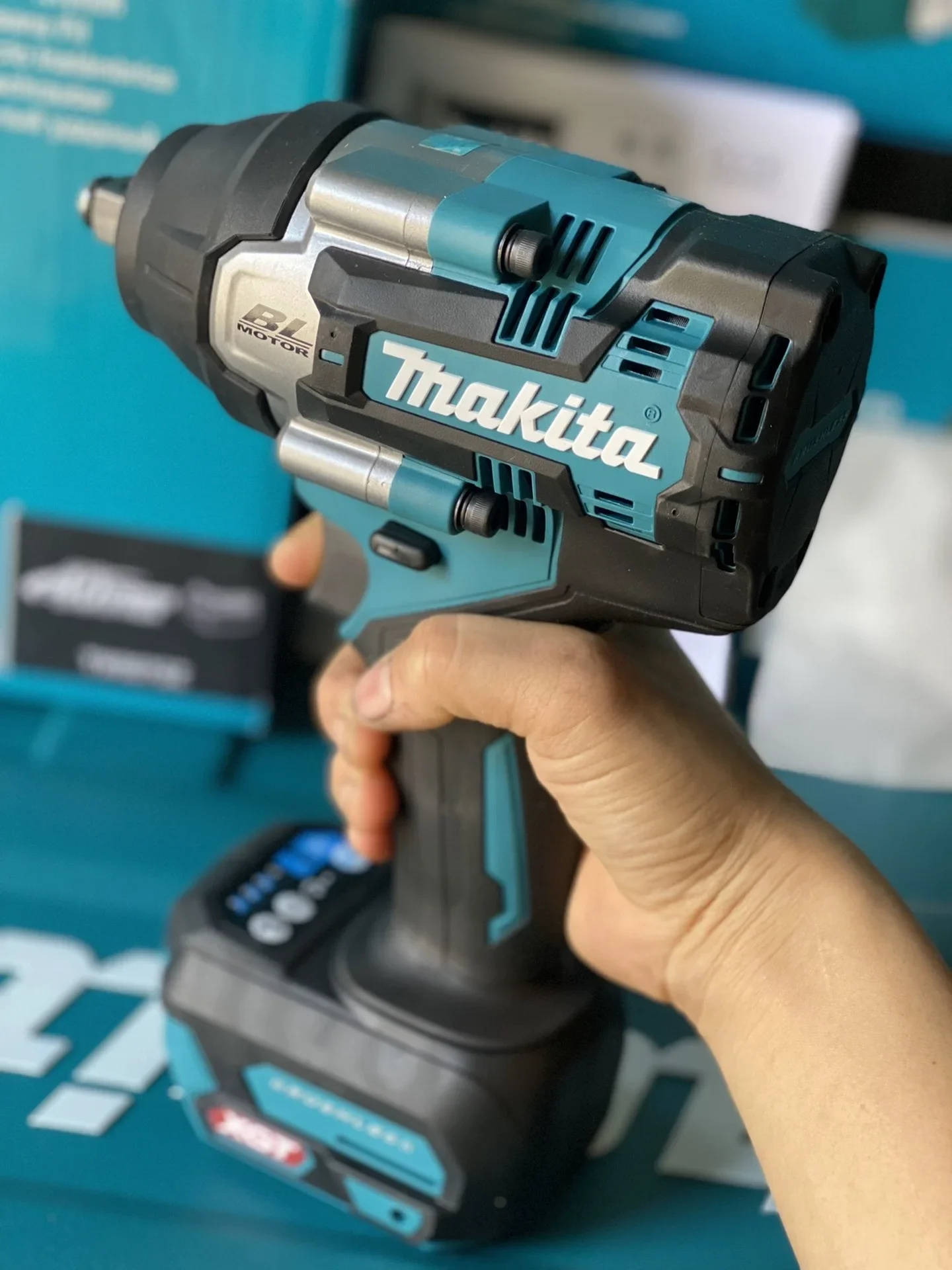 Makita rechargeable impact wrench TW007GZ square drive 12.7mm 40Vmax body only