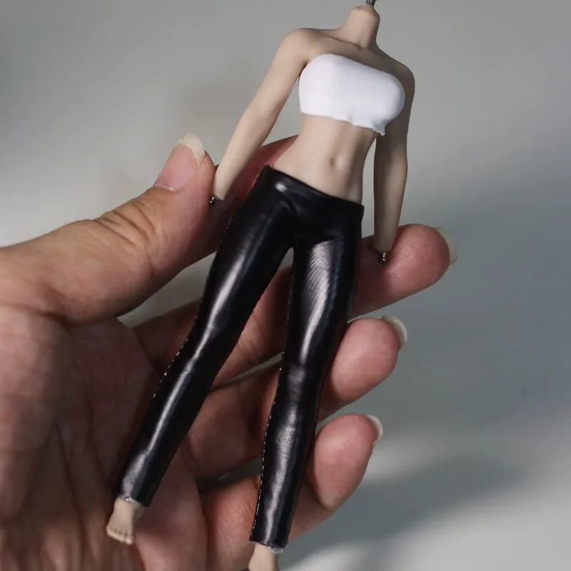 

Модель одежды в масштабе 1/12: сексуальный однотонный топ-бандо и брюки из искусственной кожи для 6-дюймовых фигурок TBL, кукол и декоративных элементов