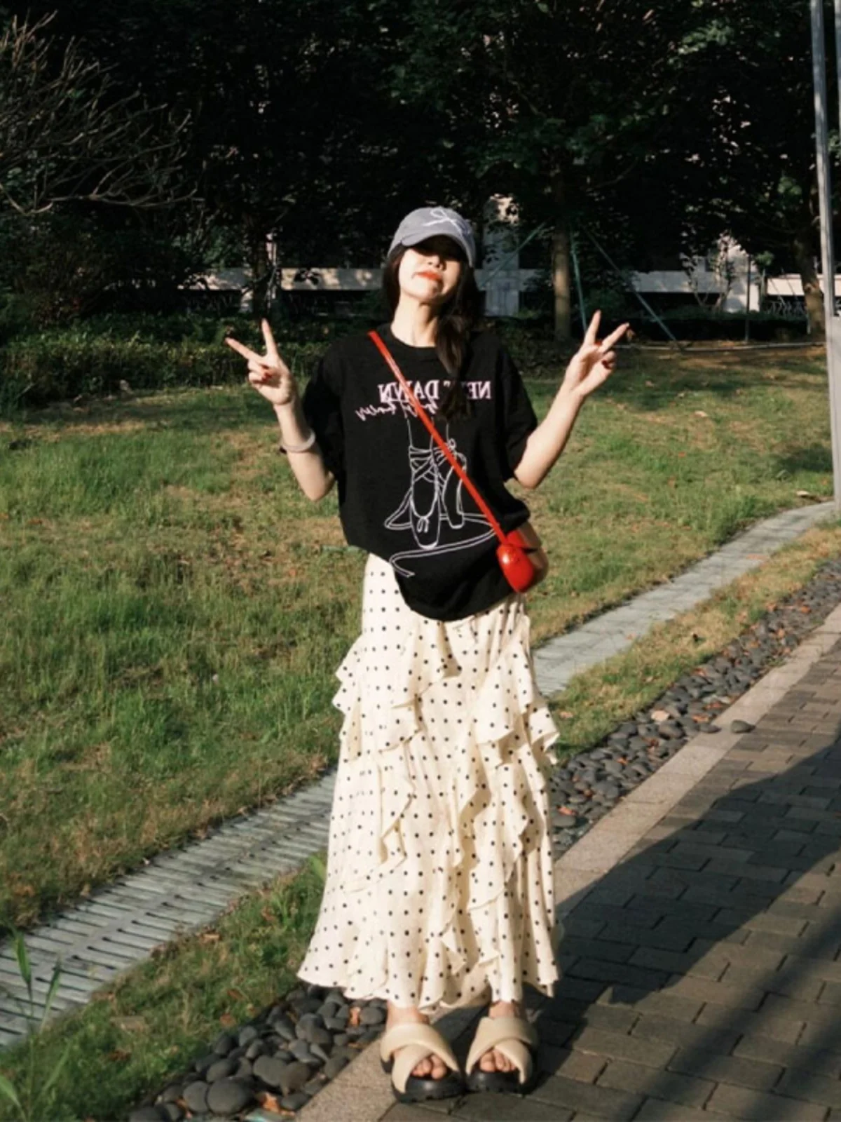 

Elegant High Waist Gingham Satin Half Skirt Women's Summer Unique Manner Asymmetrical Lace Trim Long Skirt Casual Style