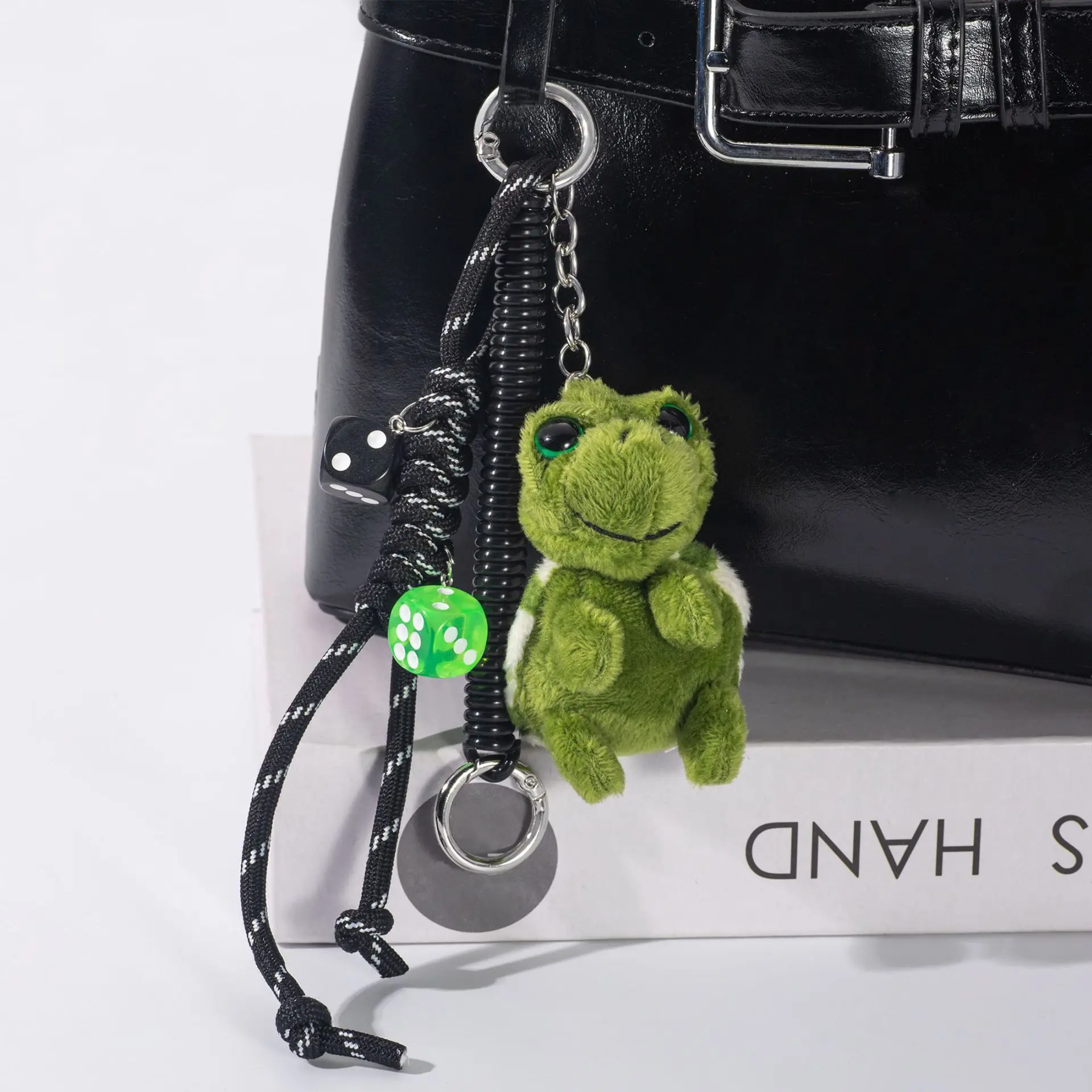 

New Product Creativity Cute Big Eyes Turtle Doll Keychain Lanyard Phone Line Decoration Bag Pendant Gift Bag Parts Accessories