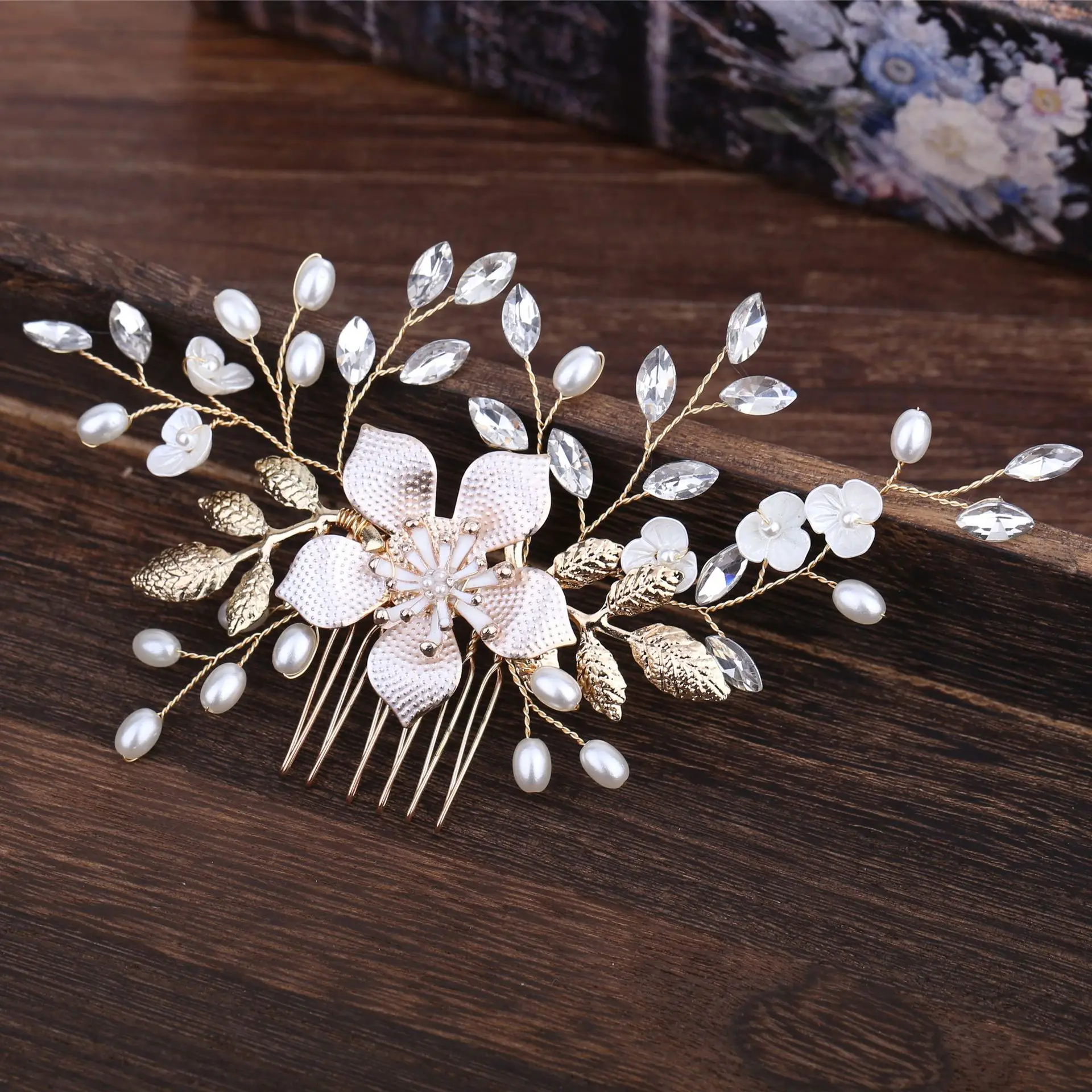 Luxury Bride Pearl Aolly Flower Hair Comb Crystal Hairpin Women\'s Wedding Hairwear  Wedding Party Jewelry Hair Accessories