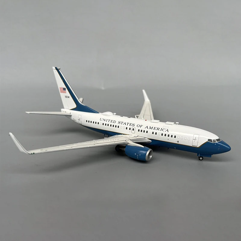 

Diecast Alloy 1/200 G2AFO1279 US 737-700 C-40B Aircraft Model Adult Fans Collectible Souvenir Gifts