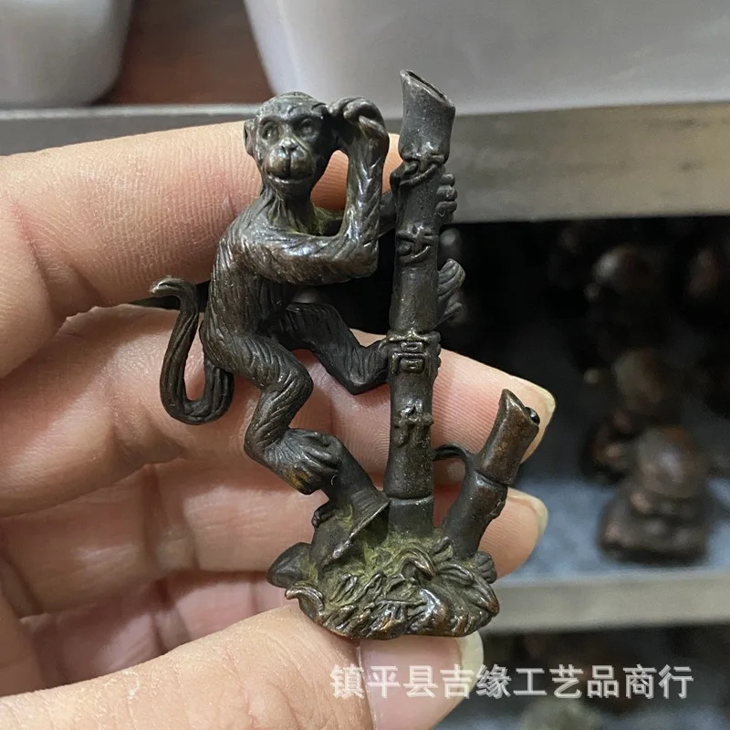 Wholesale Two Pieces Price Ancient Zodiac Monkey Step by Step up Desktop Tea Ornaments Tea Table Decoration Monkey Climbing Bamb