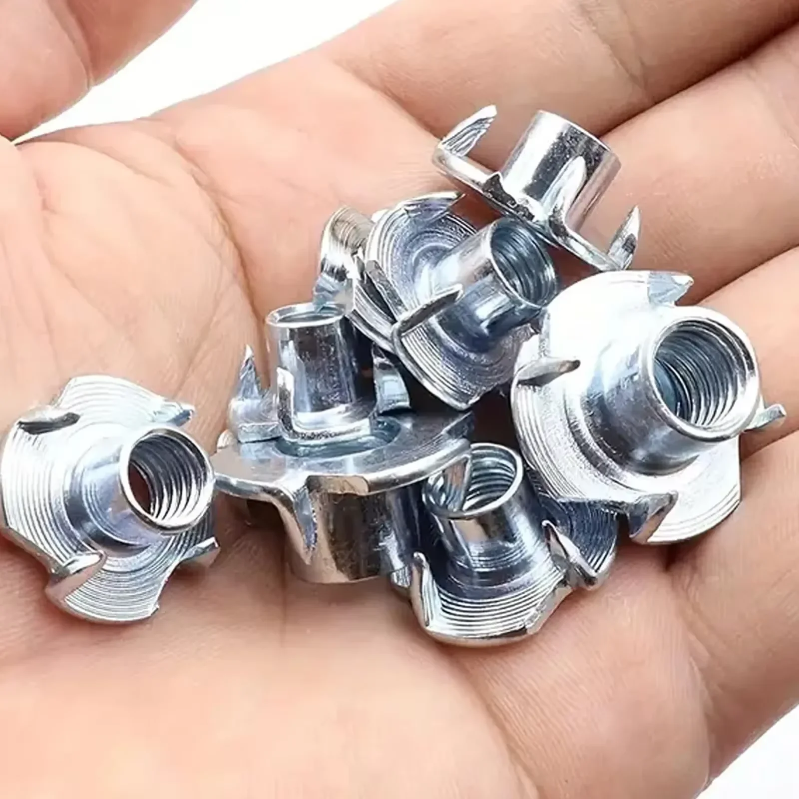 60Pcs Galvanized Four-Claw Nuts, Carbon Steel Four-Point Impact Nuts, Suitable For Wooden Furniture Maintenance