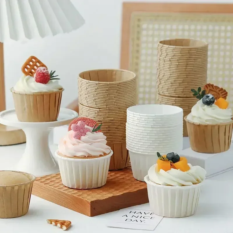Neue 50 stücke Muffin Cupcake Pappbecher Öldicht Cupcake Liner Backen Tasse Tablett Fall Caissettes Cupcake Wrapper Papier Hochzeit Party