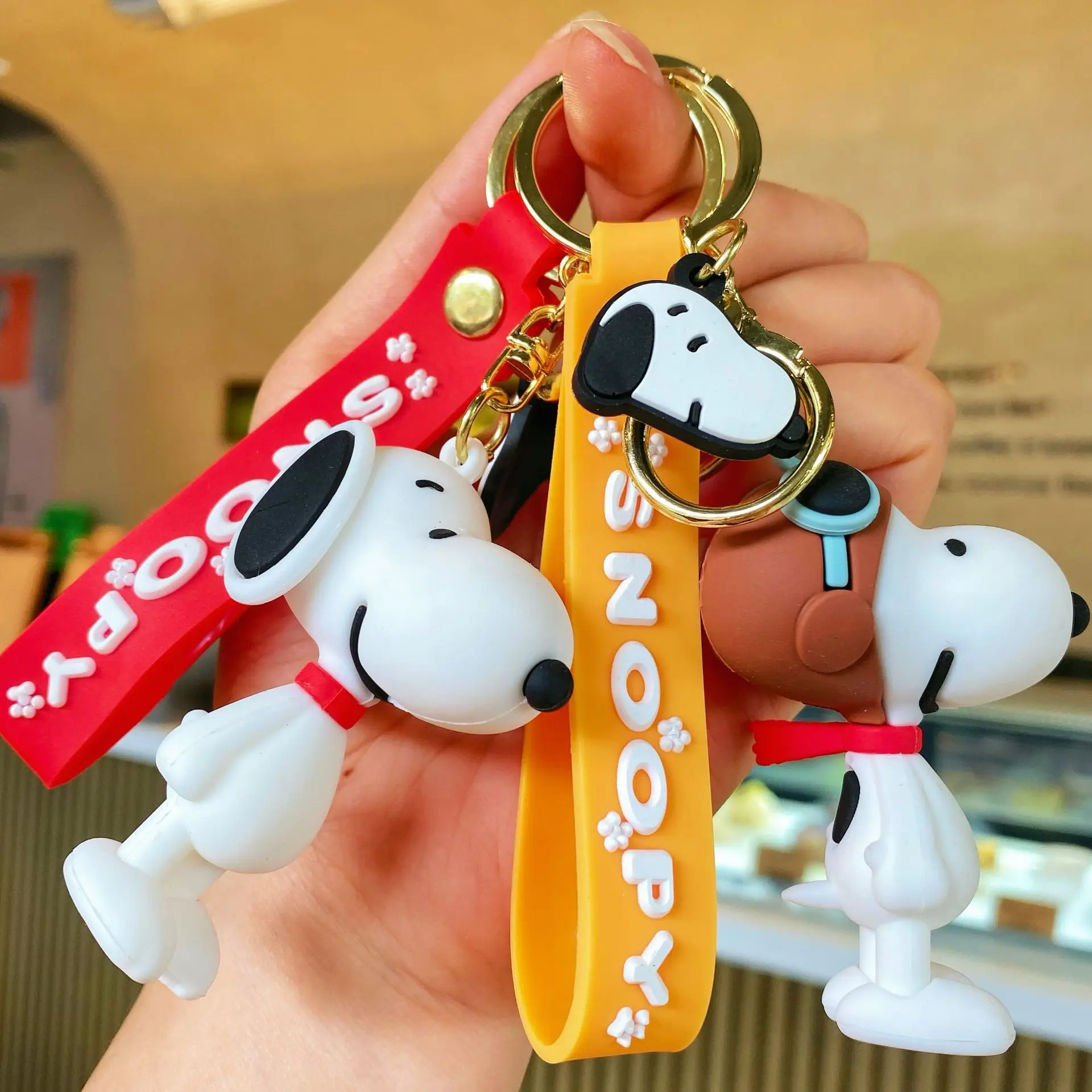 Snoopy Anime Charlie Cartoon Keychain Bag Pendant Cute Epoxy Car Key Chain Decoration Key Ring Couple Pendant Birthday Gift