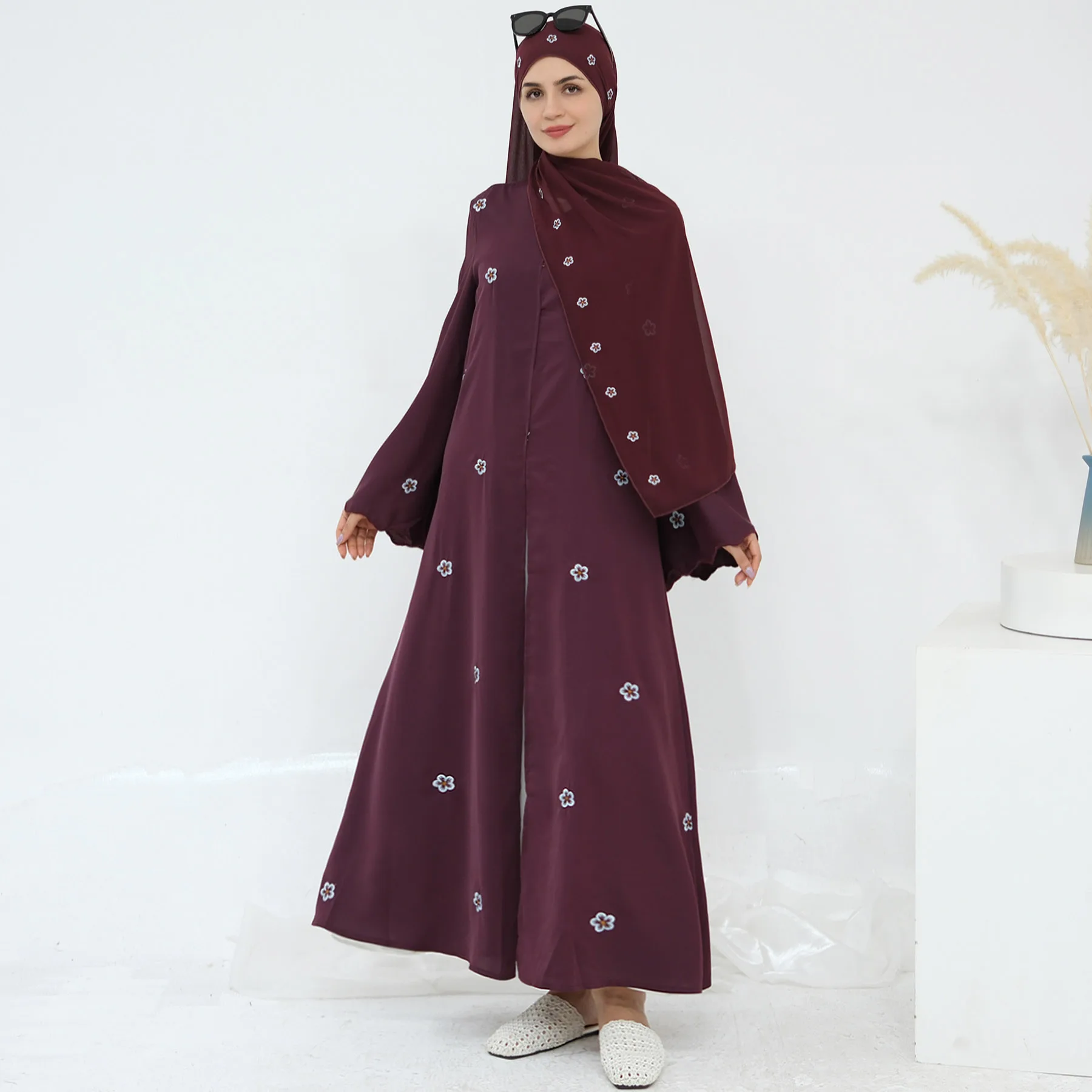 عباية كيمونو للنساء المسلمات مطرزة بالزهور بالكامل مع حجاب شال، أزرار كبس أمامية أنيقة حجاب مفتوح عباية رمضان
