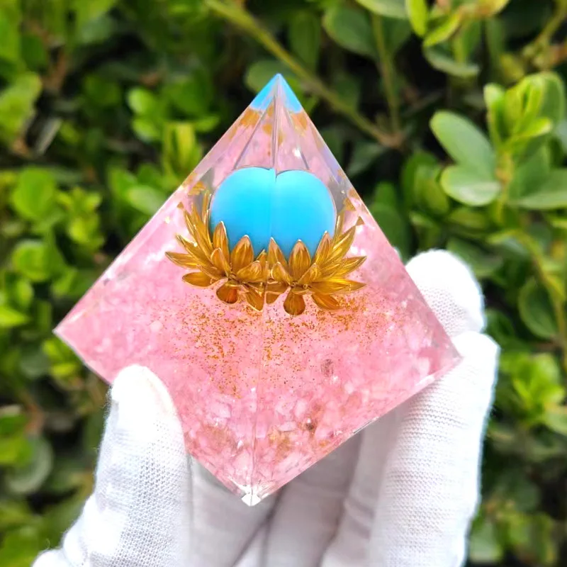 Pyramid Crystal Gravel Epoxy Resin Home Desktop Handmade Ornaments Gift Auspicious Feng Shui
