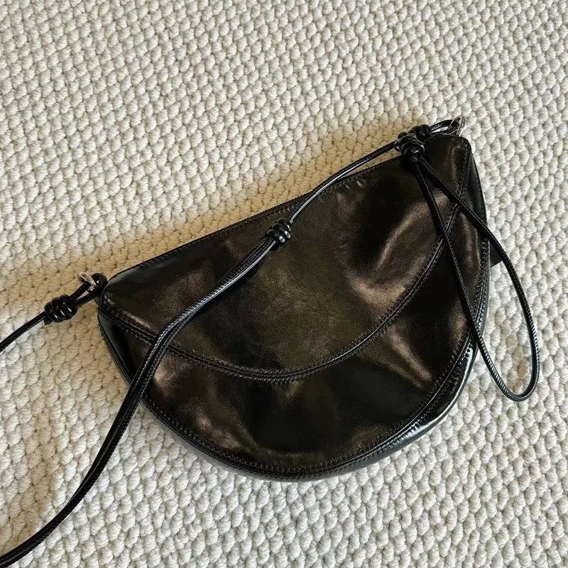 Proste miękkie skórzane torby Crossbody Half Moon na co dzień patchworkowe torby na ramię ze skóry bydlęcej spersonalizowane piękne Crossbody