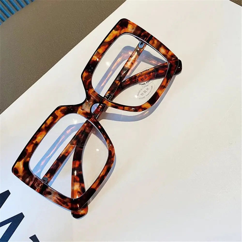 Clear Square Glasses Women Fashion Oversized Transparent Optical Glasses Frames Female Vintage Anti Blue Light Spectacle Goggles