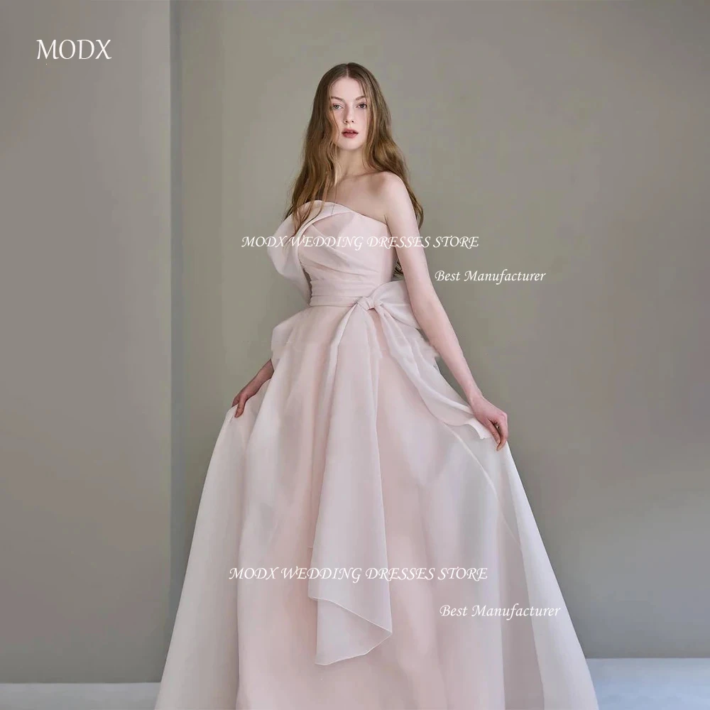 

MODX Simple Pink Korea Strapless Wedding Dress Photo Shoot Bow Sleeveless A Line Bridal Gown Sweep Train 웨딩드레스