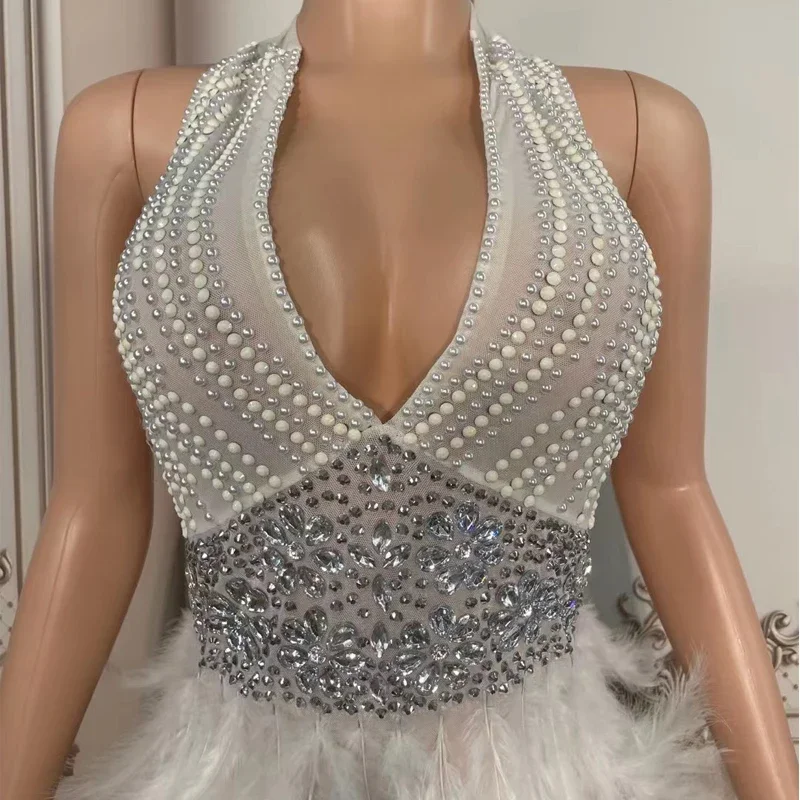 Completo de pérolas strass halter vestido sexy pena branca vestido de baile pólo vestido de dança roupa aniversário celebrar traje xs5263