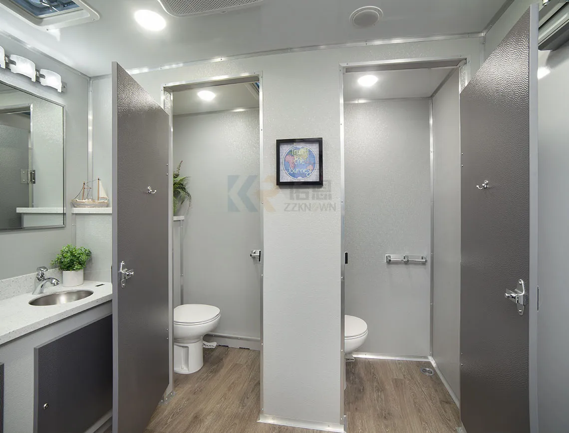 Luxury Restroom Trailer Portable Bathroom Toilet Trailer 23468 Seat One Stall Portable Restroom Mobile Bathroom