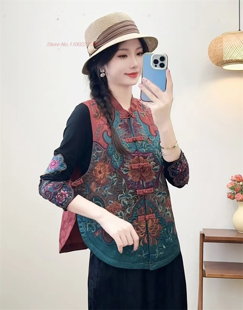 

2024 chinese vintage hanfu tops traditional satin jacquard stand collar folk vest national flower embroidery sleeveless jacket