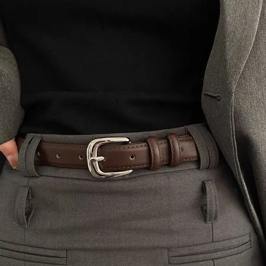 Modischer, schlichter und eleganter Damengürtel – Retro-Gürtel im koreanischen Stil mit glänzender silberner Schnalle, perfekt für Studenten – Detail 4