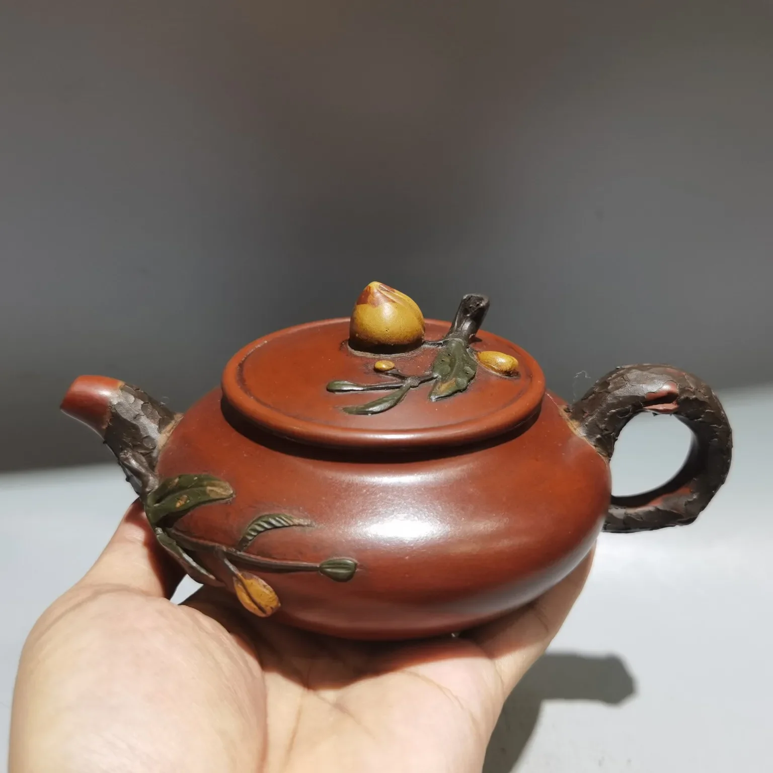 

7"Chinese Yixing Purple Clay Teapot Flat Bottle Teapot kettle Longevity peach Teapot Flagon Gather fortune Ornaments