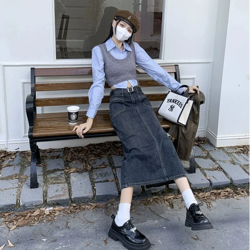 Retro high-waisted denim one-step skirt women\'s 2024 autumn new split-ended slim skirt medium and long A-shaped skirt