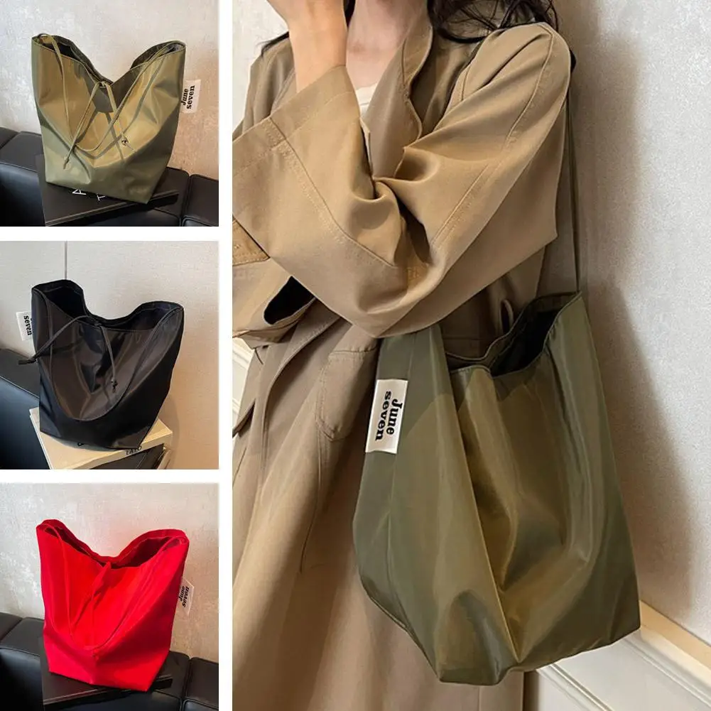 Neu eingetroffene große Nylon-Umhängetasche für Damen, minimalistischer, lässiger Stil, Vintage-Einkaufstasche mit Kordelzug und Schnalle – Detail 4