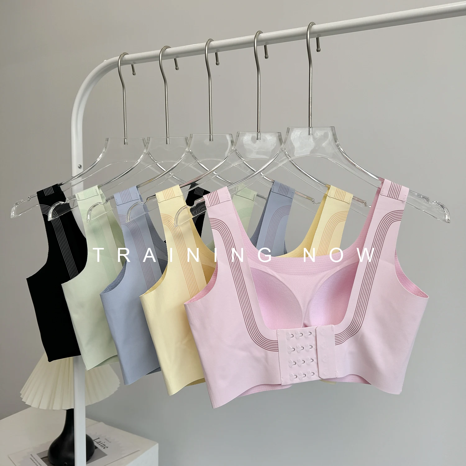 

traceless nude sports underwear for women in summer high-intensity running shock-proof bra beautiful yoga fitness vest