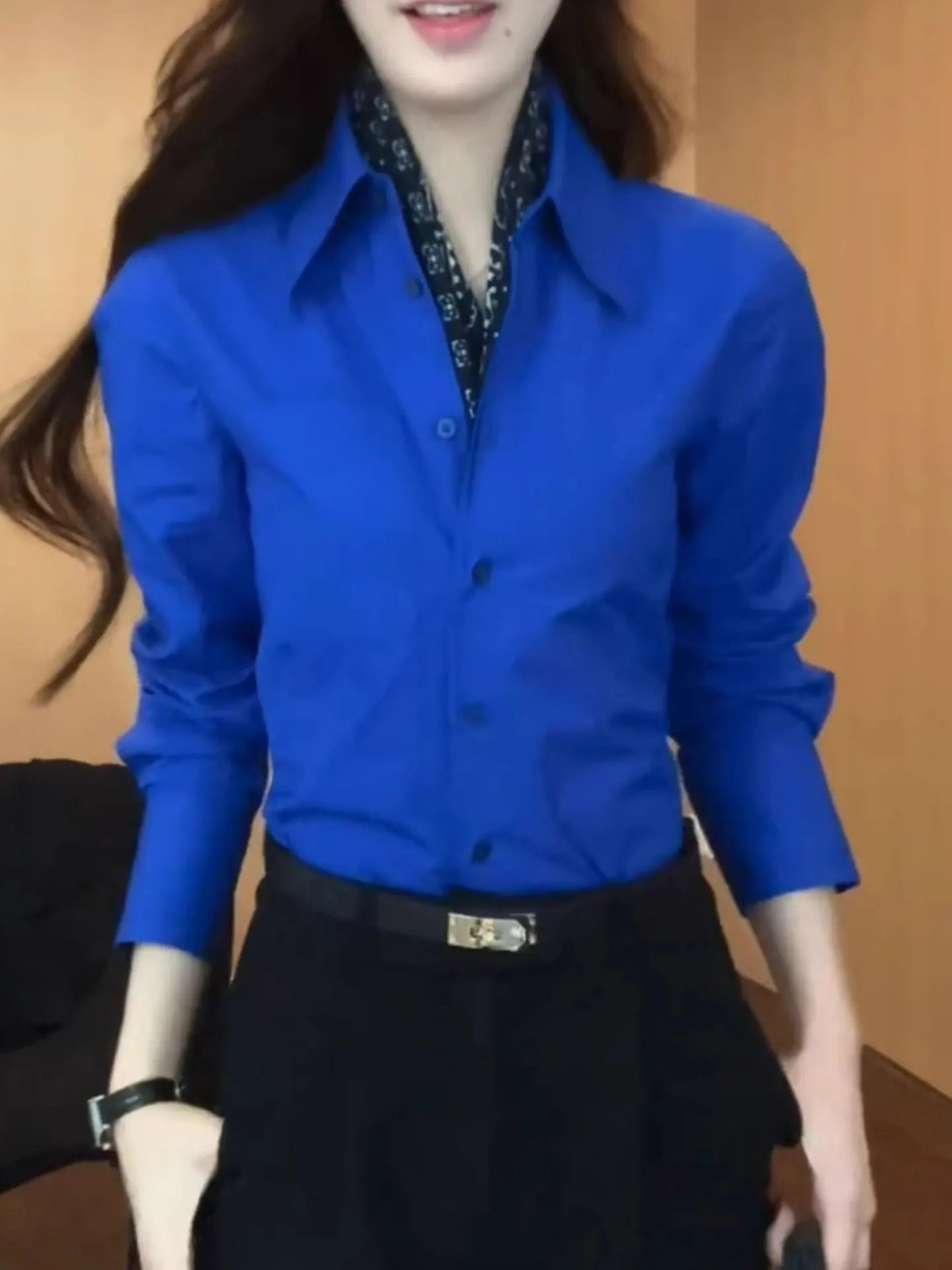 

Ele Korean Sle Blue Long Sve Ne irt Versatile Spring Faion High End Feel Top Women's Silk Blend Busin ...