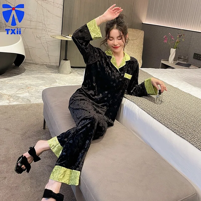 2024 autumn and winter new gold velvet pajamas women\'s high-end long sleeve light luxury home clothes suit can be worn outside