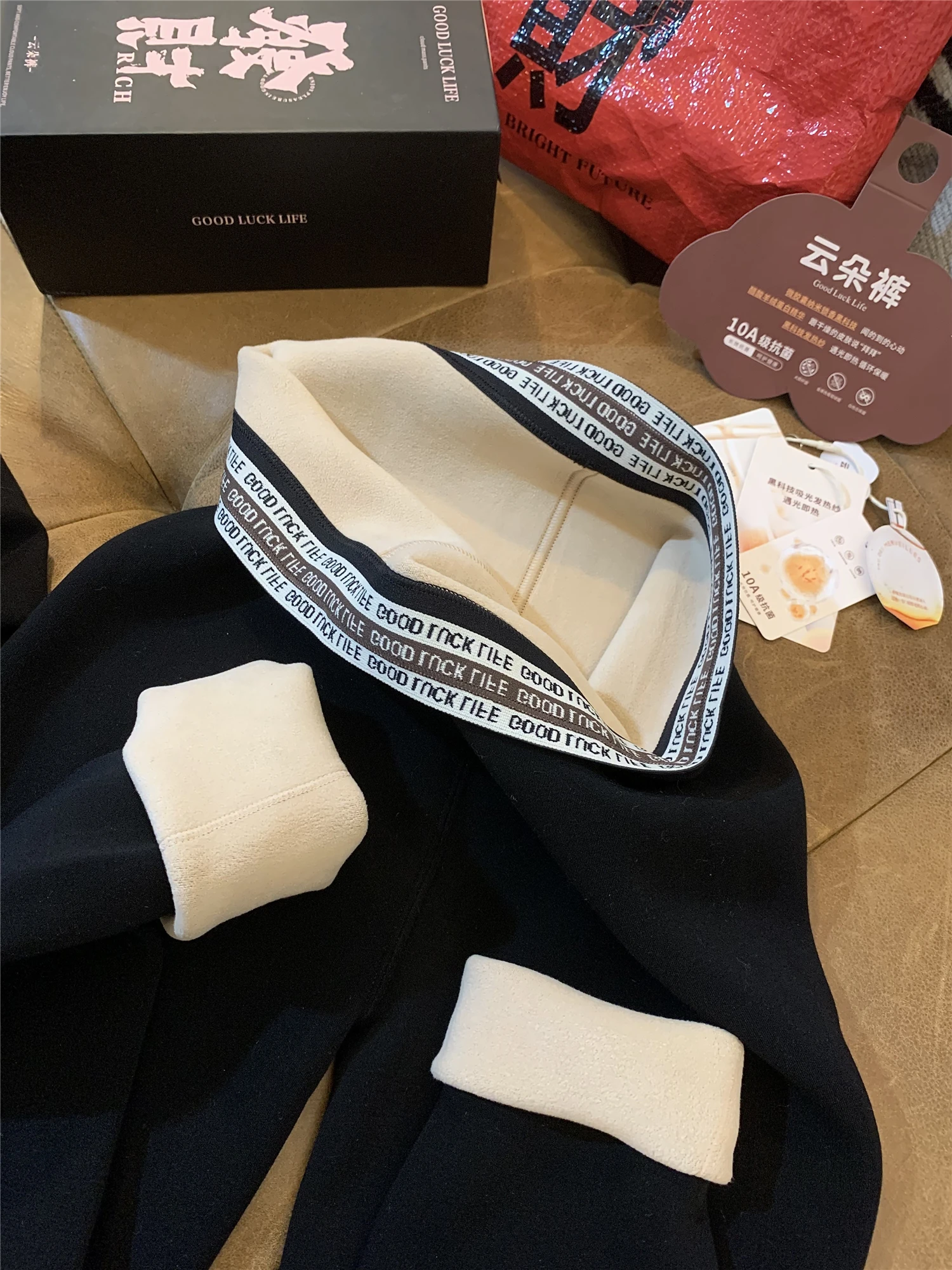 

QinEition Women's Thiened Fce Lined Cloud Pants Warm Base Layer ark Skin Pants Outerwear Bla Winter Leggings