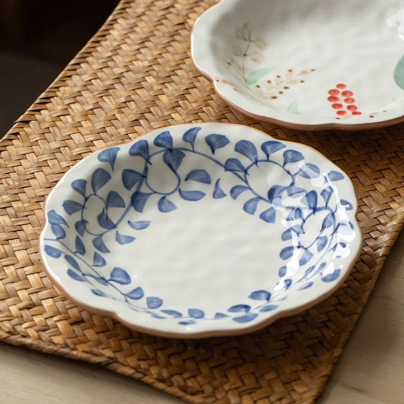 Japanese-Style Mino-yaki Hand-Painted Cherry Blossom Plate, Petal Dinner Plate, Rice Plate, Scalloped Deep Dish