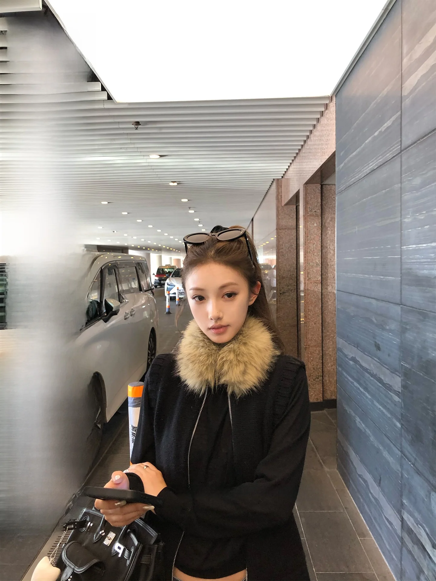 

Chestnut a Bankelili Briti Vintage Warm Large Fur Collar Knitted Vest Coat Women Autumn Winter Casual Sle Regular Fit