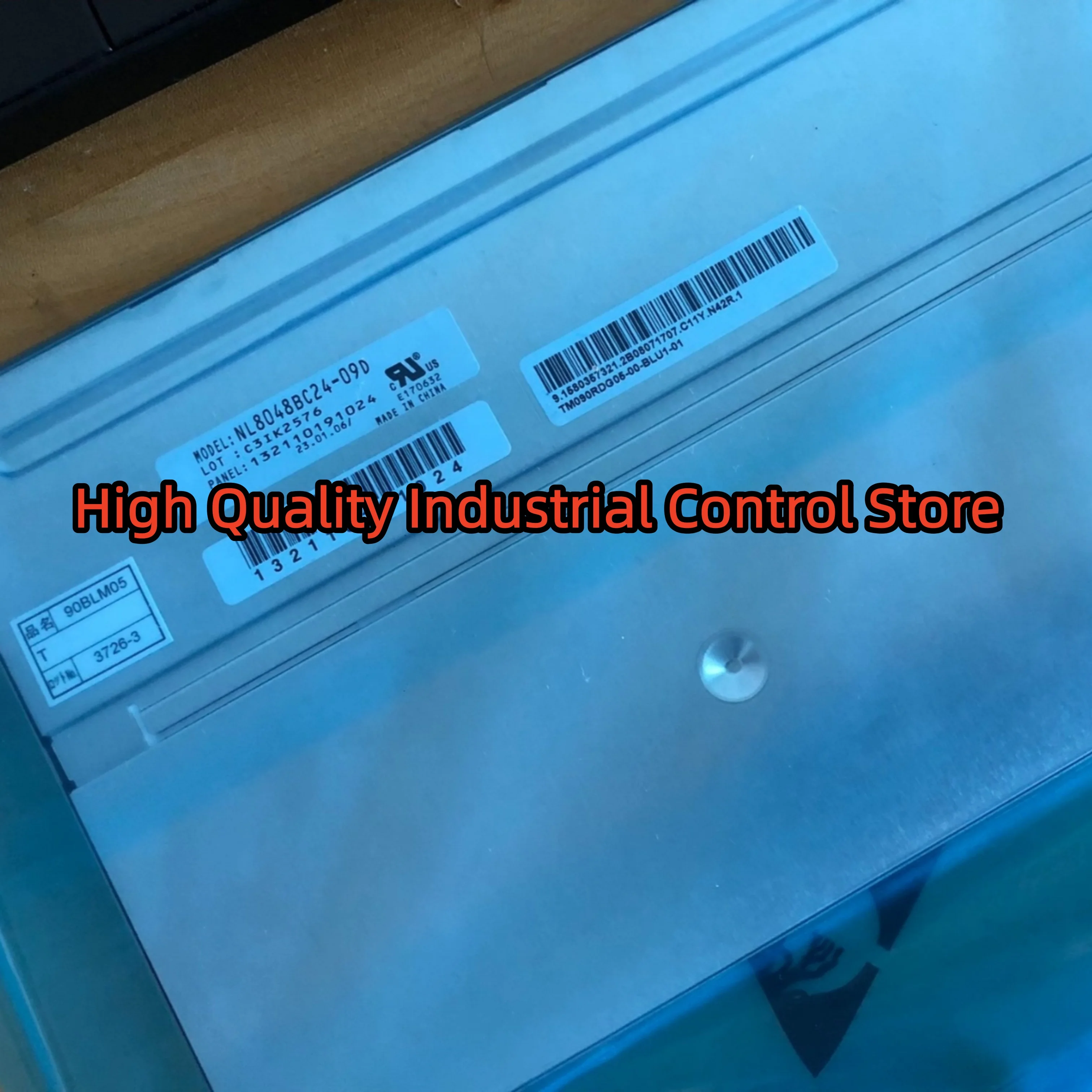 

NL6448BC33-59D Новый оригинальный ЖК-экран NL8048BC24-09D