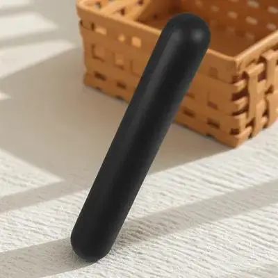 ملحق دلو خافق قهوة الإسبريسو، مسحوق تنظيف عصا السيليكون الأسود القوي يدوم طويلاً، عملي وفريد من نوعه