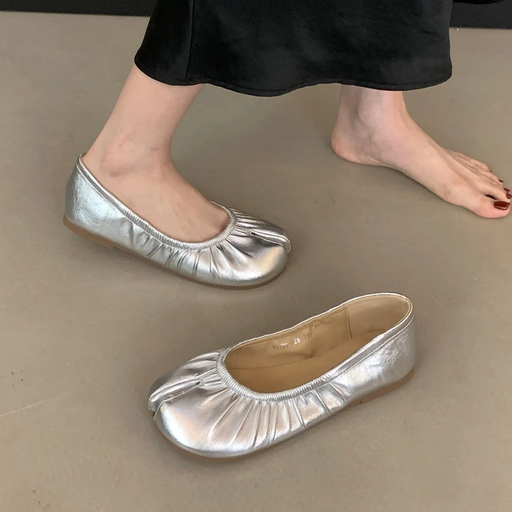 Bailamos Brand Split Toe Women Flat Shoes Women Casual Loafer Soft Moccasin Fashion Tabi Ninja Mary Jane single shoes Female Muj