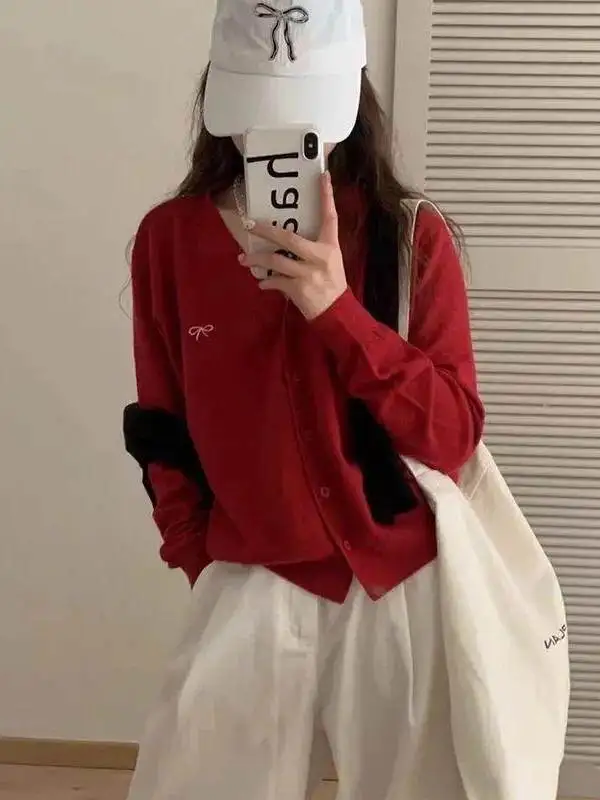 Slimming Effect Knitted Sweater Women's Embroidered  Knot round Neck Button Cardigan Outerwear Versatile Layering Tr...