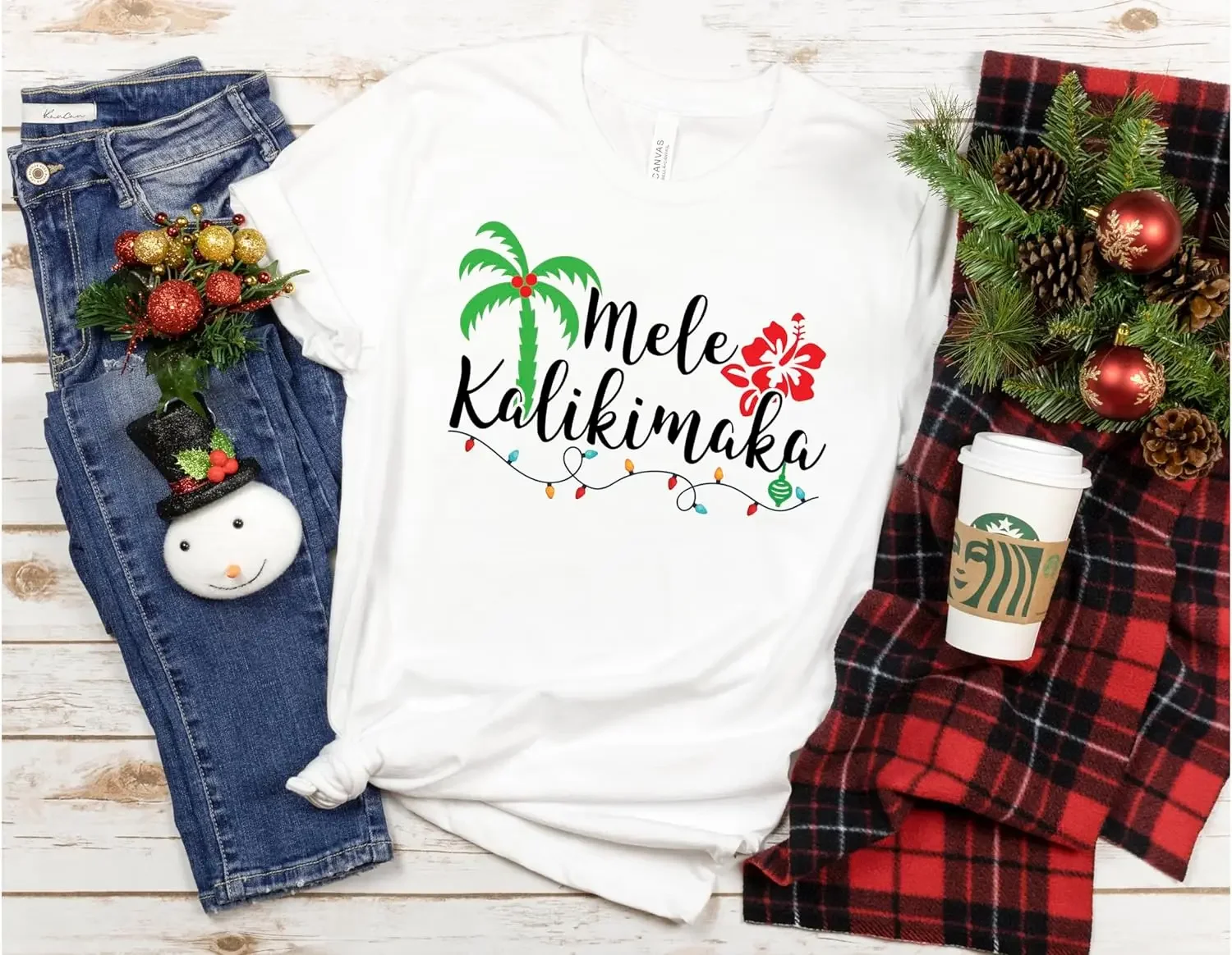 Mele Kalikimaka Shirt Hawaii Trip Trendy Hawaiian Iand Beach Christmas Holiday T-Shirt Festive Holiday Party Short Sve