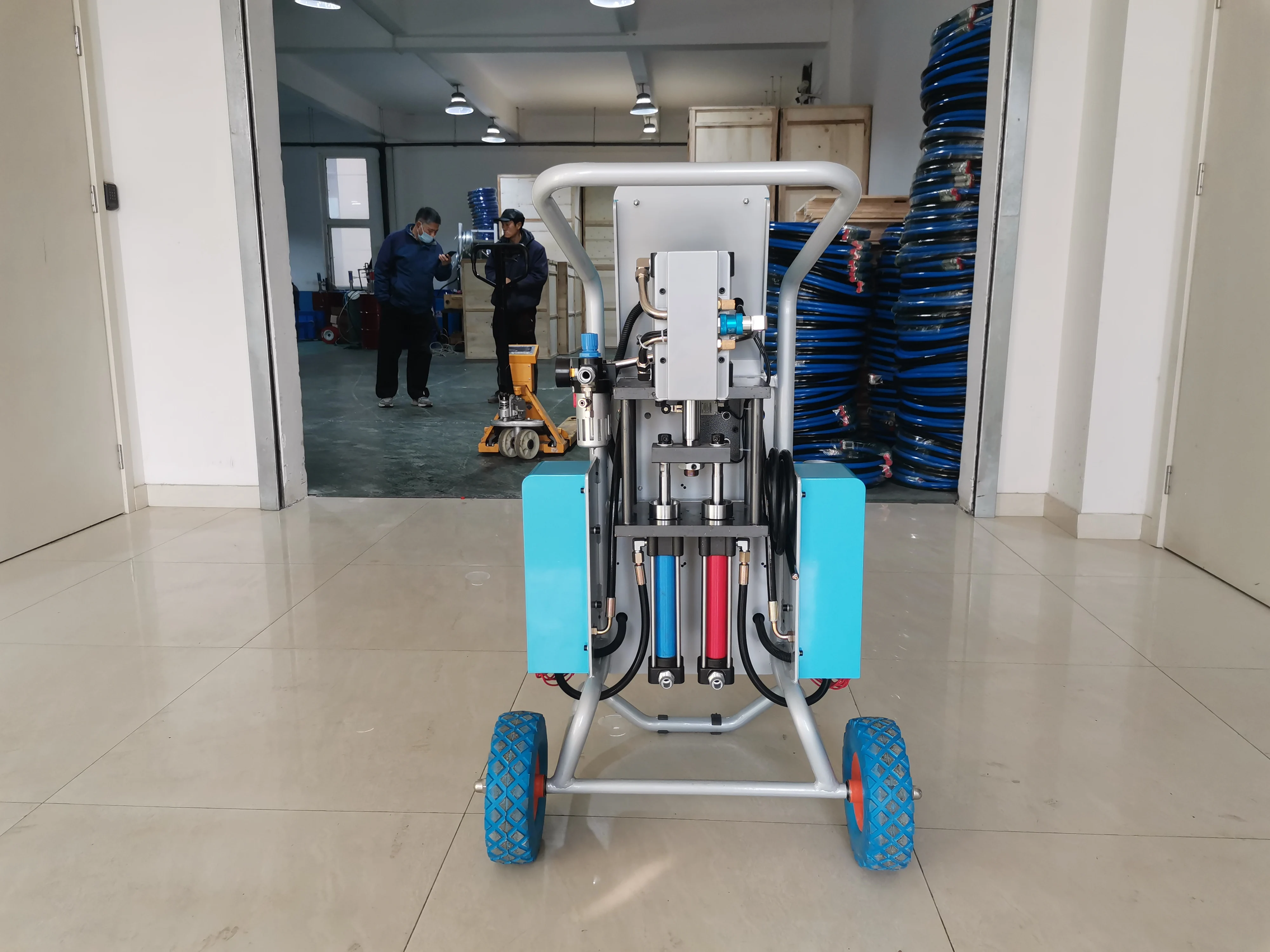 Electric Polyurea Sprayer Food Processing Plant Floor Coating Sanitary Hygienic Industrial Epoxy Alternative Equipment