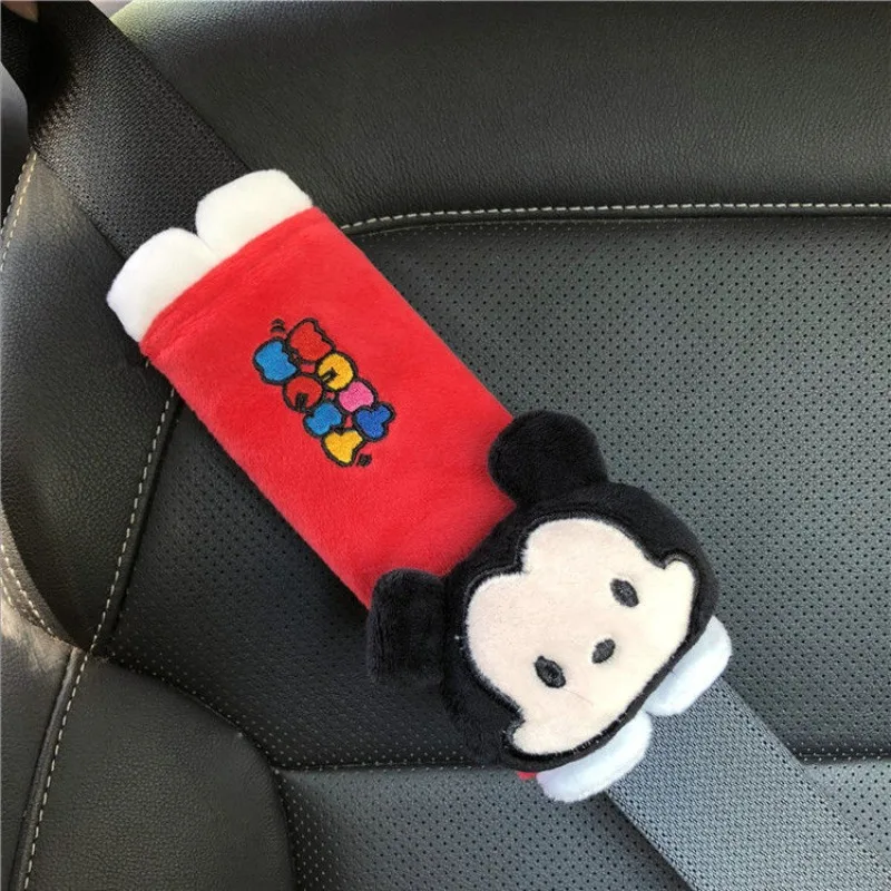 Décorations de voiture en peluche de dessin animé mignon, protecteur d'épaule de ceinture de sécurité, Minnie Donald Duck, détruire Andrmen, couple de femmes