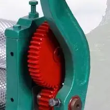 Stainless Steel Manual Comb Press 450 Comb Press Comb Smoothing Machine Beekeeping Tools Simple Operation/High Efficiency