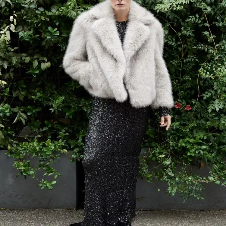 Spring New Soft Fluffy Long Sleeve Lapel Jacket Artificial Fur Effect Loose Outerwear Casual Style Women's Fashion 2025